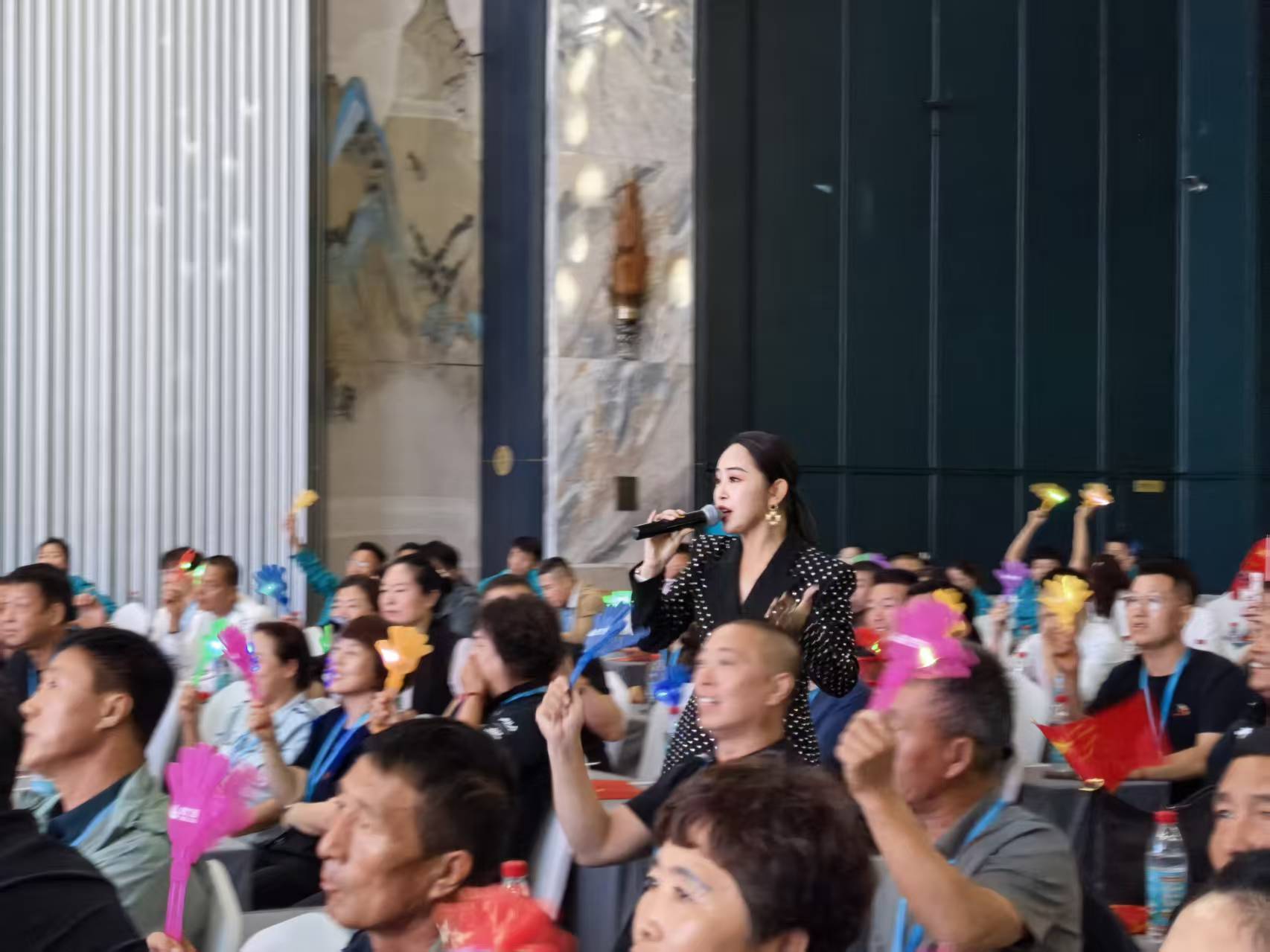 图片[7]-星光耀沃土，菌碳赋丰年！根力多 × 群星演唱会新品发布会燃情启幕-吉林根力多科技推广有限公司